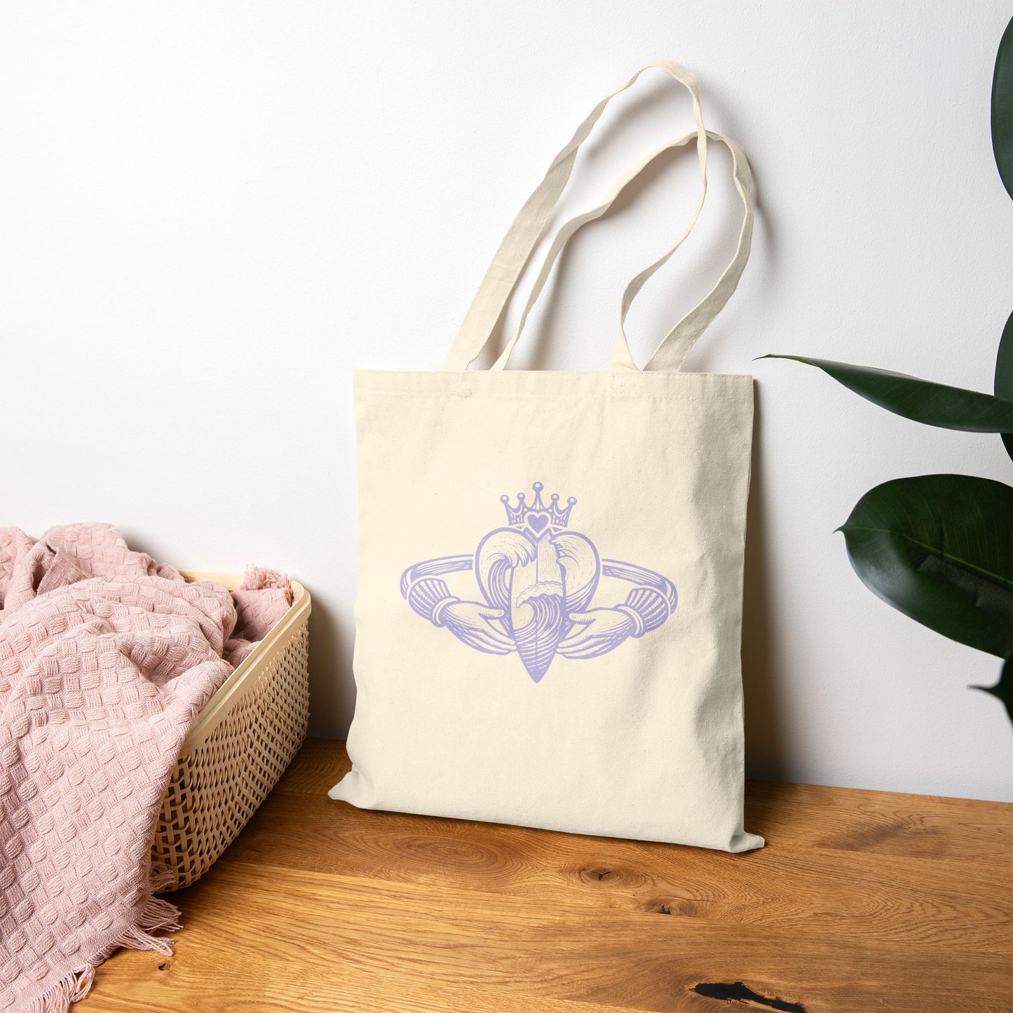 Claddagh Ring - Surf Style Tote Bag
